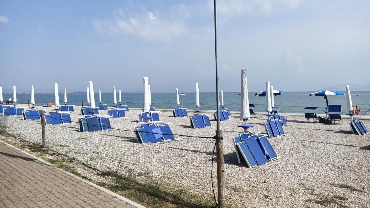 Residence Pool Peschiera Del Garda Eksteriør billede